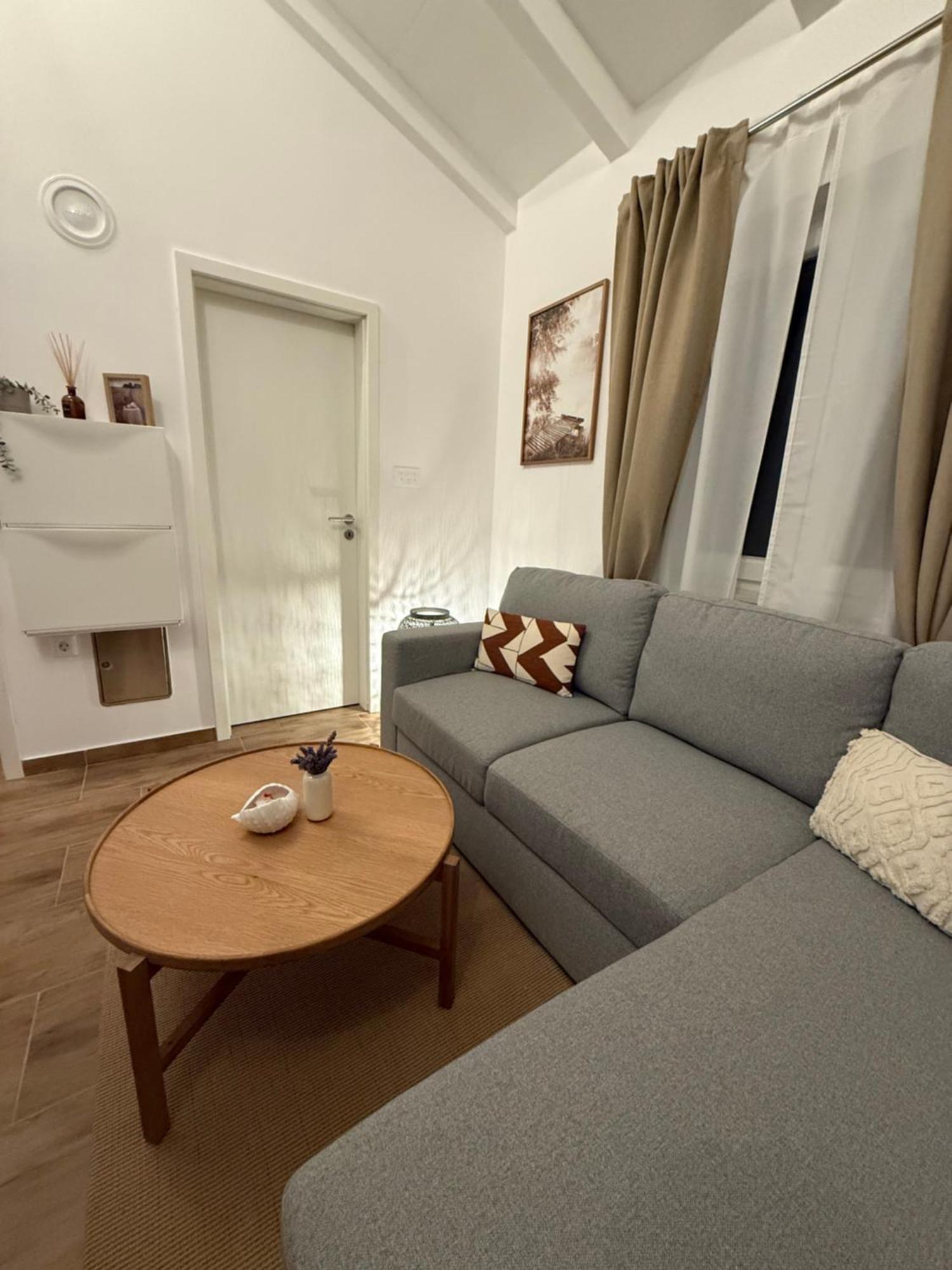 Guest House Lena, Nerezine, Mali Losinj Exterior photo